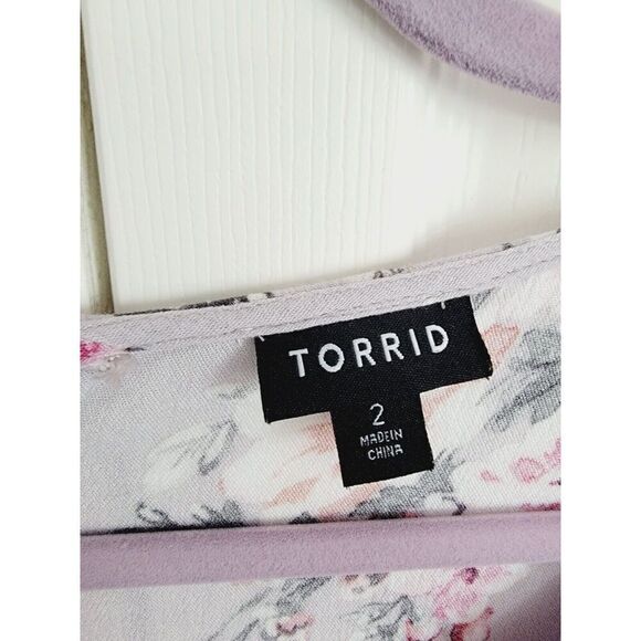 Torrid 2 Floral Baby Doll Tunic Top Keyhole Long Sleeve Blouse Flowy Pale Purple - Picture 4 of 7